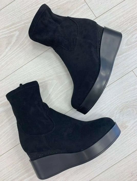 Mia Wedge Boot in Black