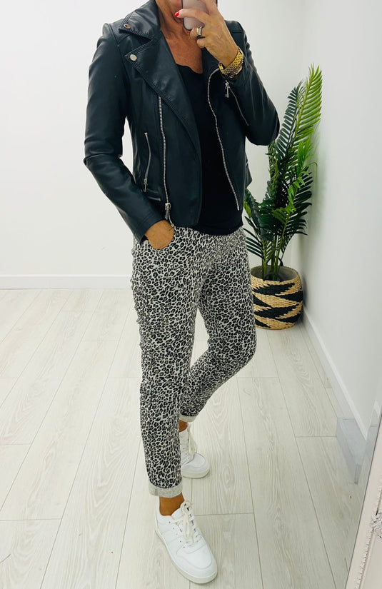 Camila Leopard Jogger